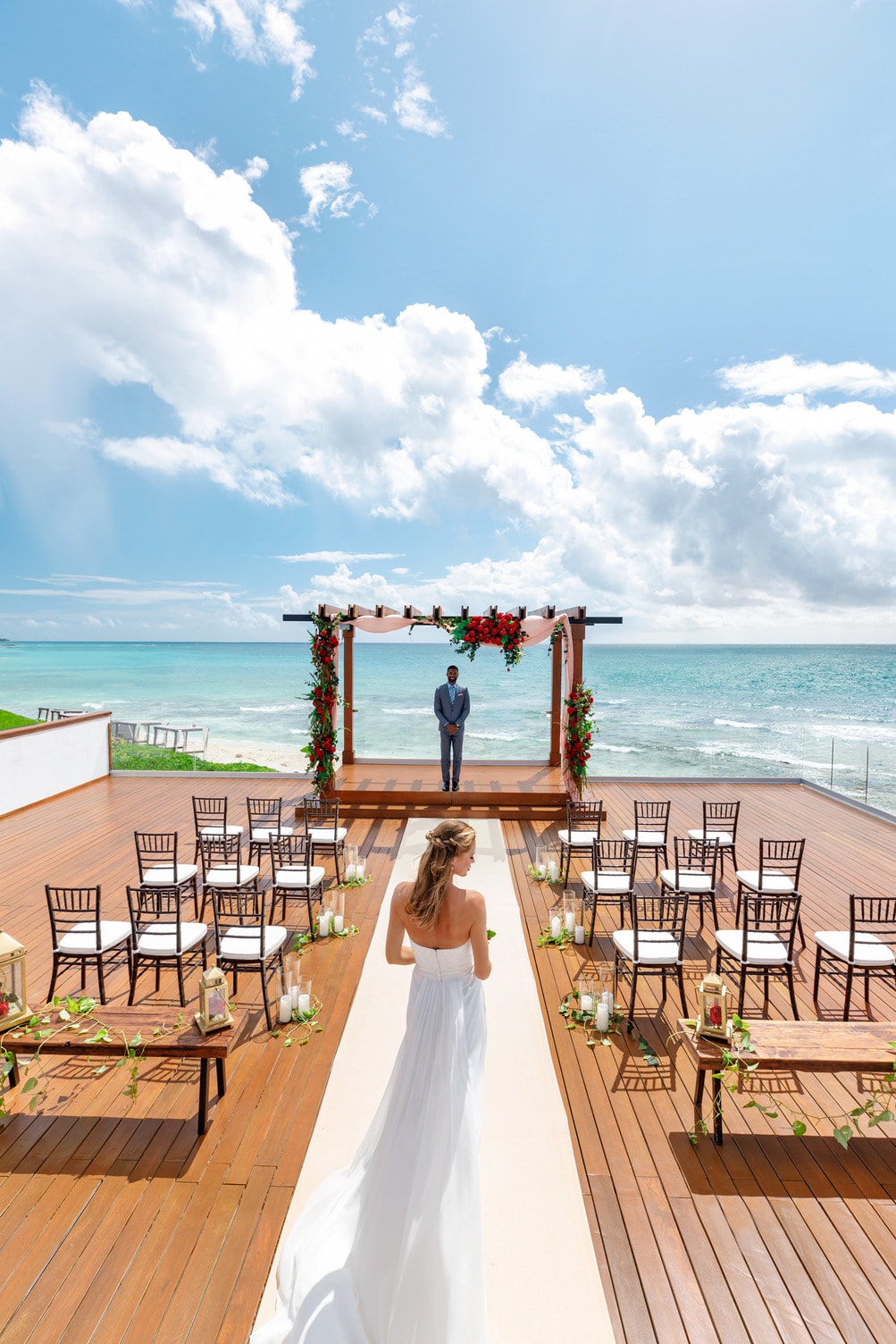 Sky wedding Gazebo Playa Resorts