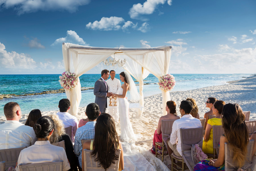 El Dorado Casitas Royale beach wedding