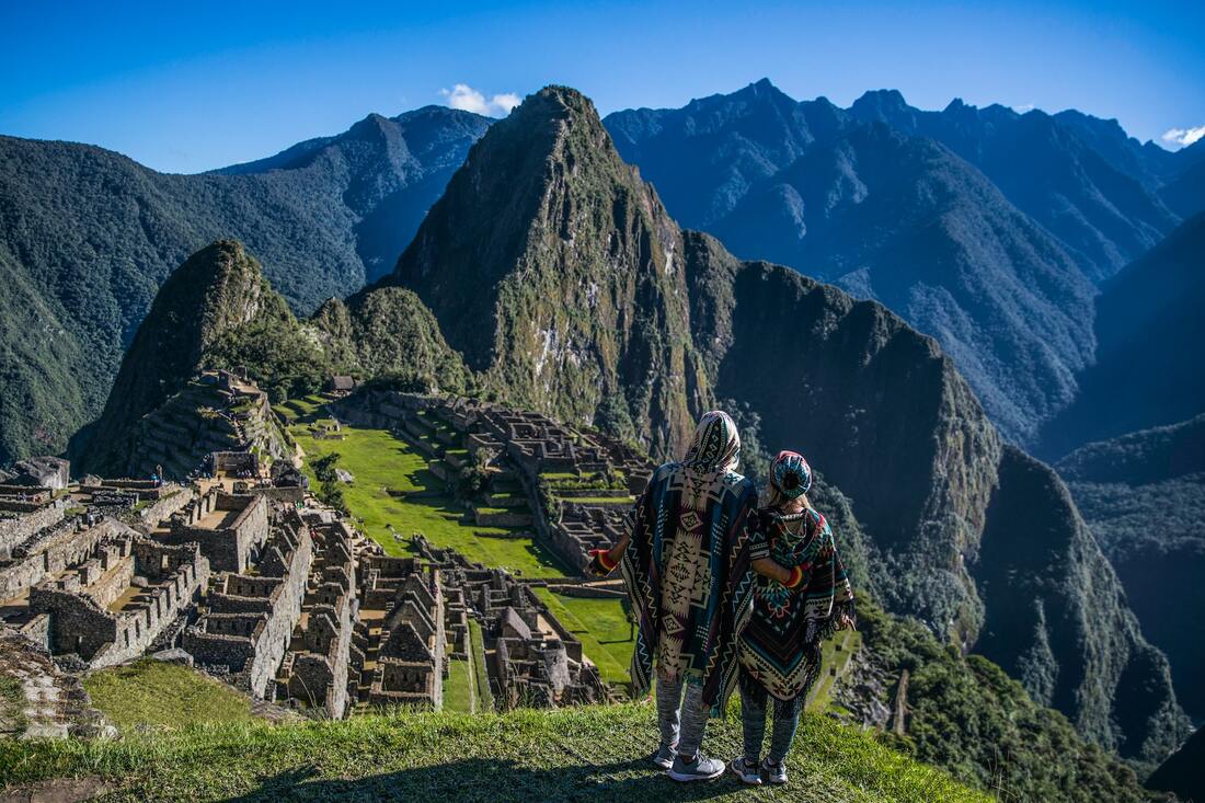 Honeymoon couple in Machu Picchu
